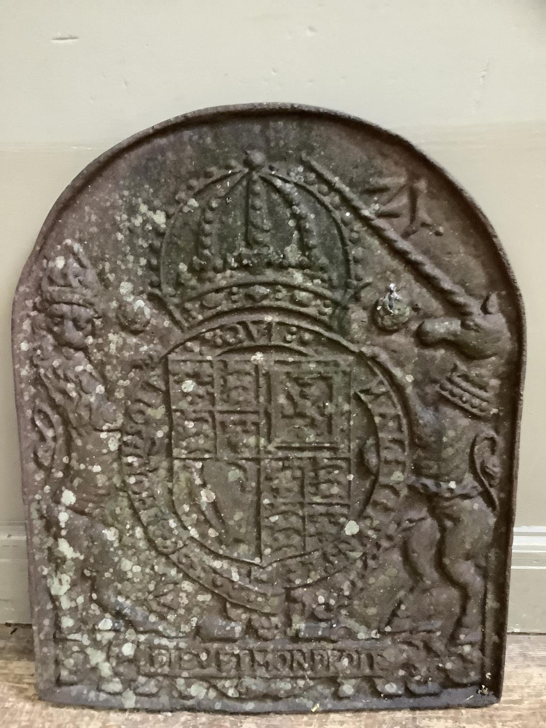 A cast iron fire back of arched outline cast with a crowned coat of arms flanked by lion and unicorn - Image 2 of 2