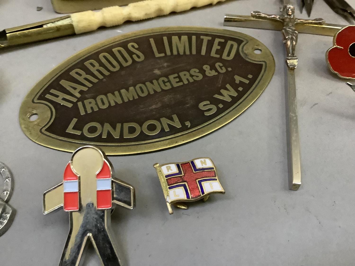 A copper and brass box, a brass plaque for Harrods Ltd ironmongers & Co, a white metal vesta in - Image 4 of 5