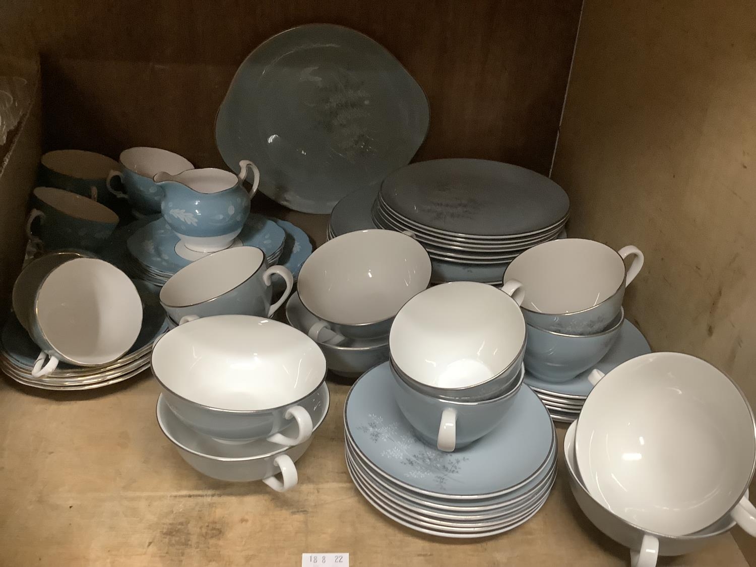 A Royal Doulton Forest Glade dinner and tea service and a Colclough tea service of late 50s/early