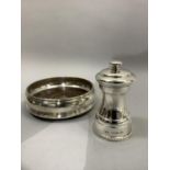 An Elizabeth II silver pepper grinder, Birmingham 1969, 11cm high and circular silver wine