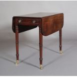 AN EARLY 19TH CENTURY MAHOGANY PEMBROKE TABLE having twin rectangular drop leaves drawer and dummy