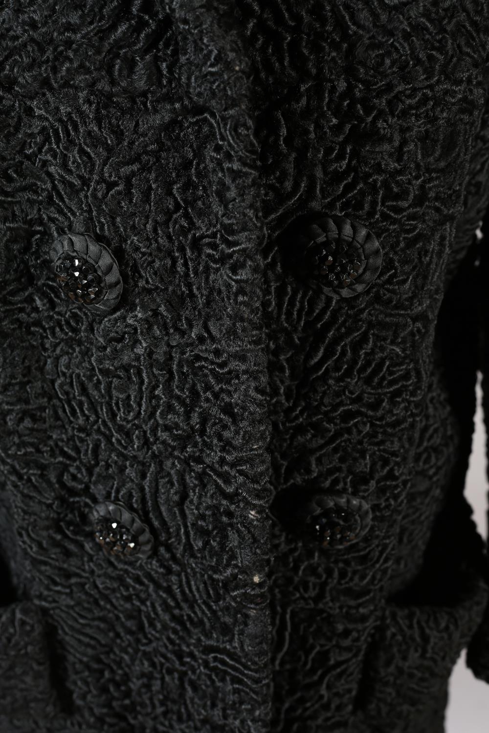 Stylish 20th century Beaver Lamb jacket/coat, c 1950’s, black, three-quarter length, black lining - Image 3 of 5