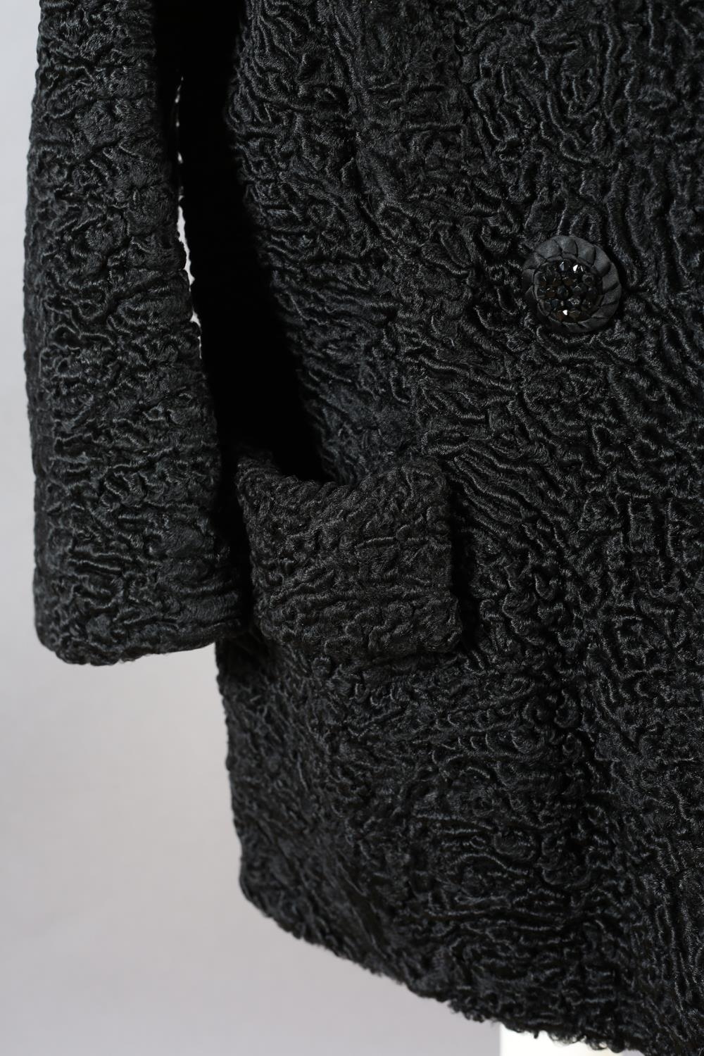 Stylish 20th century Beaver Lamb jacket/coat, c 1950’s, black, three-quarter length, black lining - Image 4 of 5