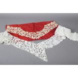 Antique Lace: three early collars, the first shaped at the end, bobbin, tapelace, approx. 150 x