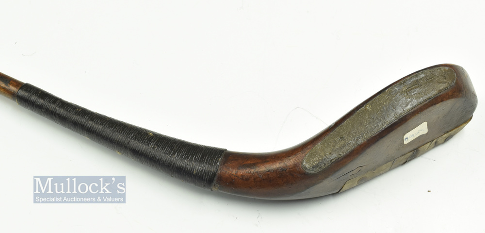 Fine and early McEwan dark stained fruit wood longnose curved face play club c1850 - head measures 5 - Image 3 of 3