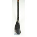 J (Jamie) Anderson St Andrews dark stained fruitwood longnose play club c1865 the head measures 5.