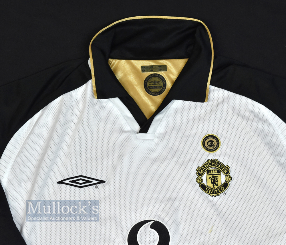 2001-02 Manchester United Centenary Away Football Shirt Umbro, Vodafone, in white and black, 41/43