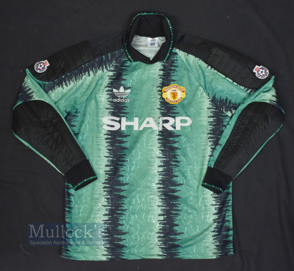 1990/92 Manchester United Goalkeeper Football Shirt Adidas, Sharp, in green and black, size 38/40,
