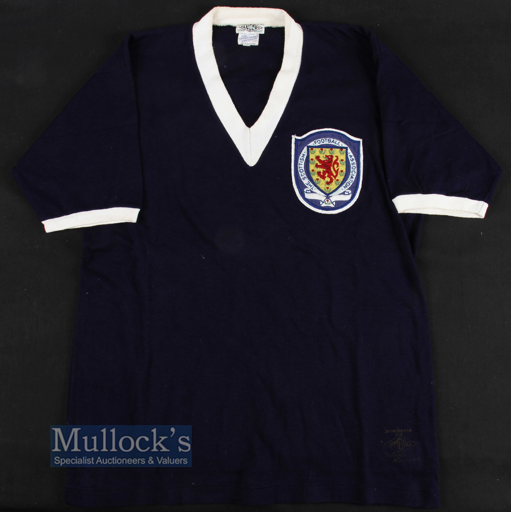 Scotland International 1957 Match Worn Laurence Reilly (1928-2013) Football Shirt Number 9 - to - Image 2 of 6