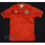 1984/87 England International Football Shirt Umbro, no sponsor, in red, size 42 L, short sleeve