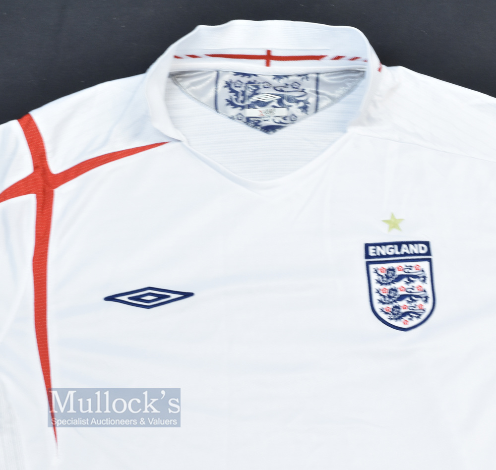 2005/07 England International Home football shirt size X large in white, Umbro short sleeve - Image 2 of 2