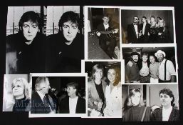 10 Press Photographs Beatles related pictures to include Paul McCartney, Linda McCartney, Ringo