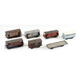 7x O Gauge Fine-scale Model Railway Box Vans, Brake Vans Cattle Wagon, a good collection of kit