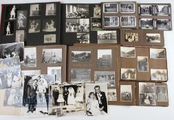 1920-1950 7x Family Photograph Albums of black & white photos, 5 are in good condition the other 2