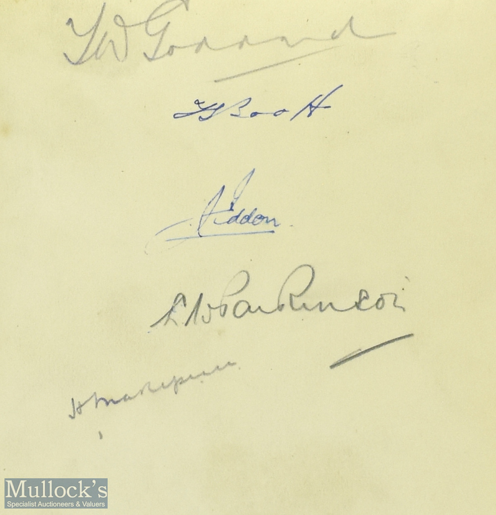 1934 + 1937 England Australia New Zealand Cricket Test match Signature in Autograph album, this - Image 3 of 3