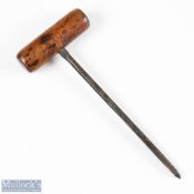 Wooden handle cavity back concave chisel - stamped with Tom Morris script stamp mark - overall 7"