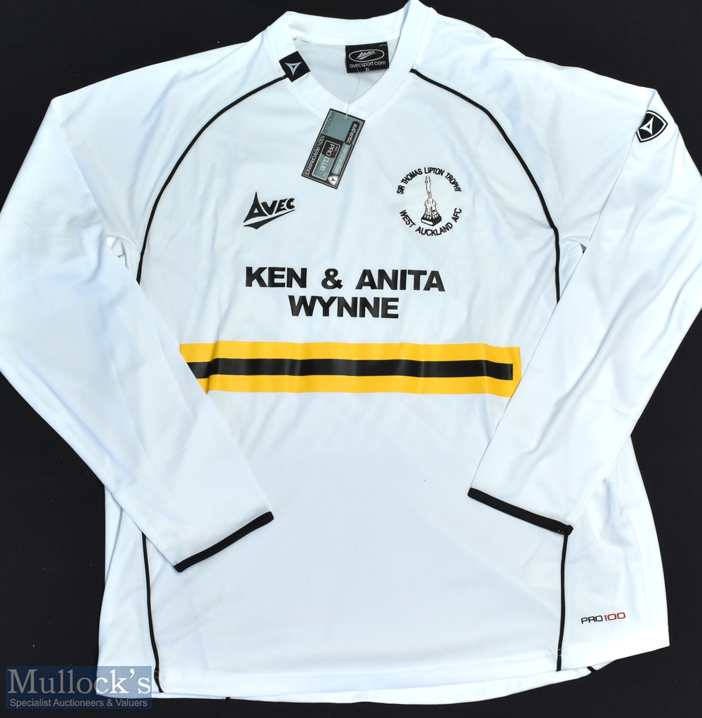 West Auckland AFC Football Shirt sponsored by Ken & Anita Wynne, made by Avec with tag, Long Sleeve,