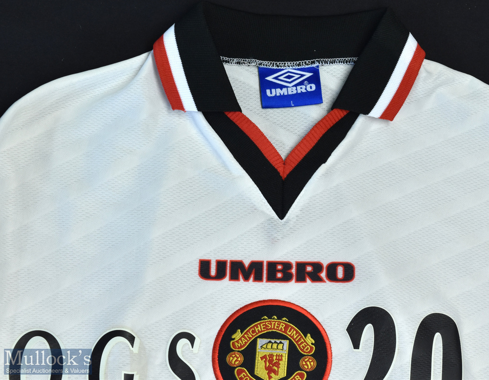 1996-97 Manchester United Football Shirt sponsored by Sharp Viewcam, made by Umbro, OGS 20 (Ole - Image 2 of 2