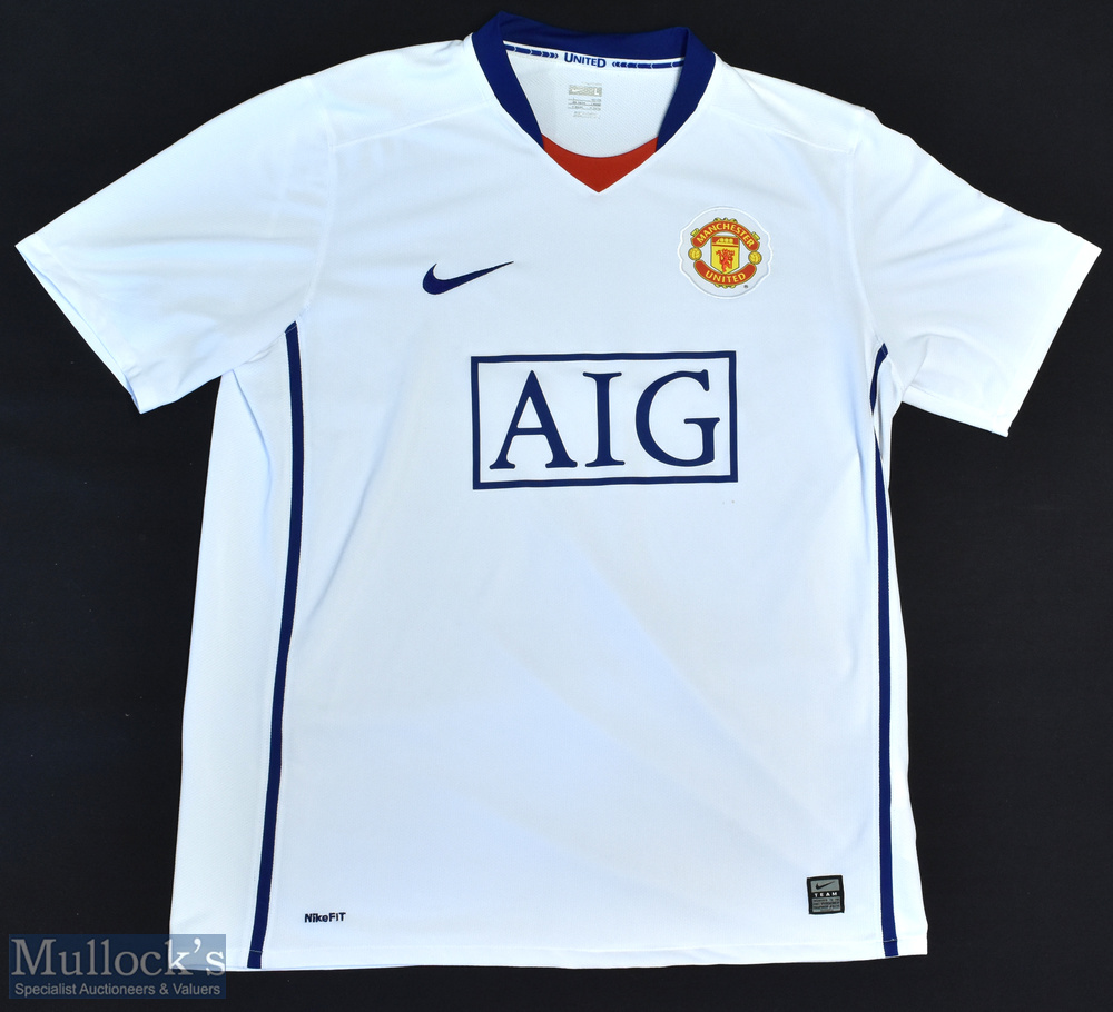 2008-09 Manchester United Football Shirt sponsored by AIG, made by Nike, Short Sleeve, Size L