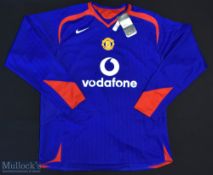 2005-07 Manchester United Football Shirt sponsored by Vodafone, made by Nike with tag, Long