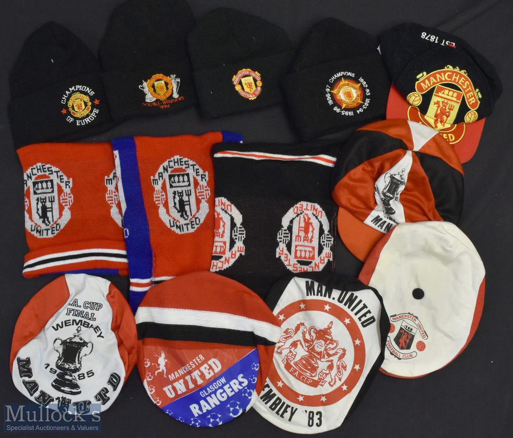 13 x Manchester United hats, caps, snoods, to include 1992-1997 champions, Manchester United, 1994
