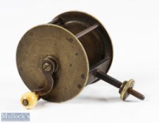 Scarce 19th century Kelly, Dublin spike winch 2 ¾" brass reel with original turned knob, curved