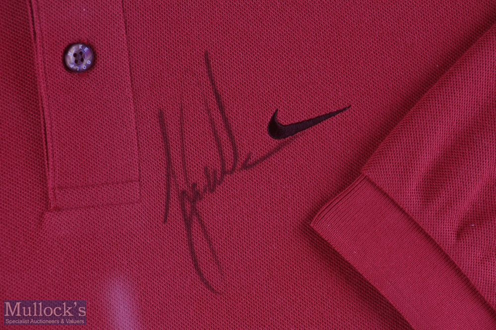 Tiger Woods signed dry fit Nike shirt, size medium framed and mounted under glass # size 85cm x - Image 3 of 3
