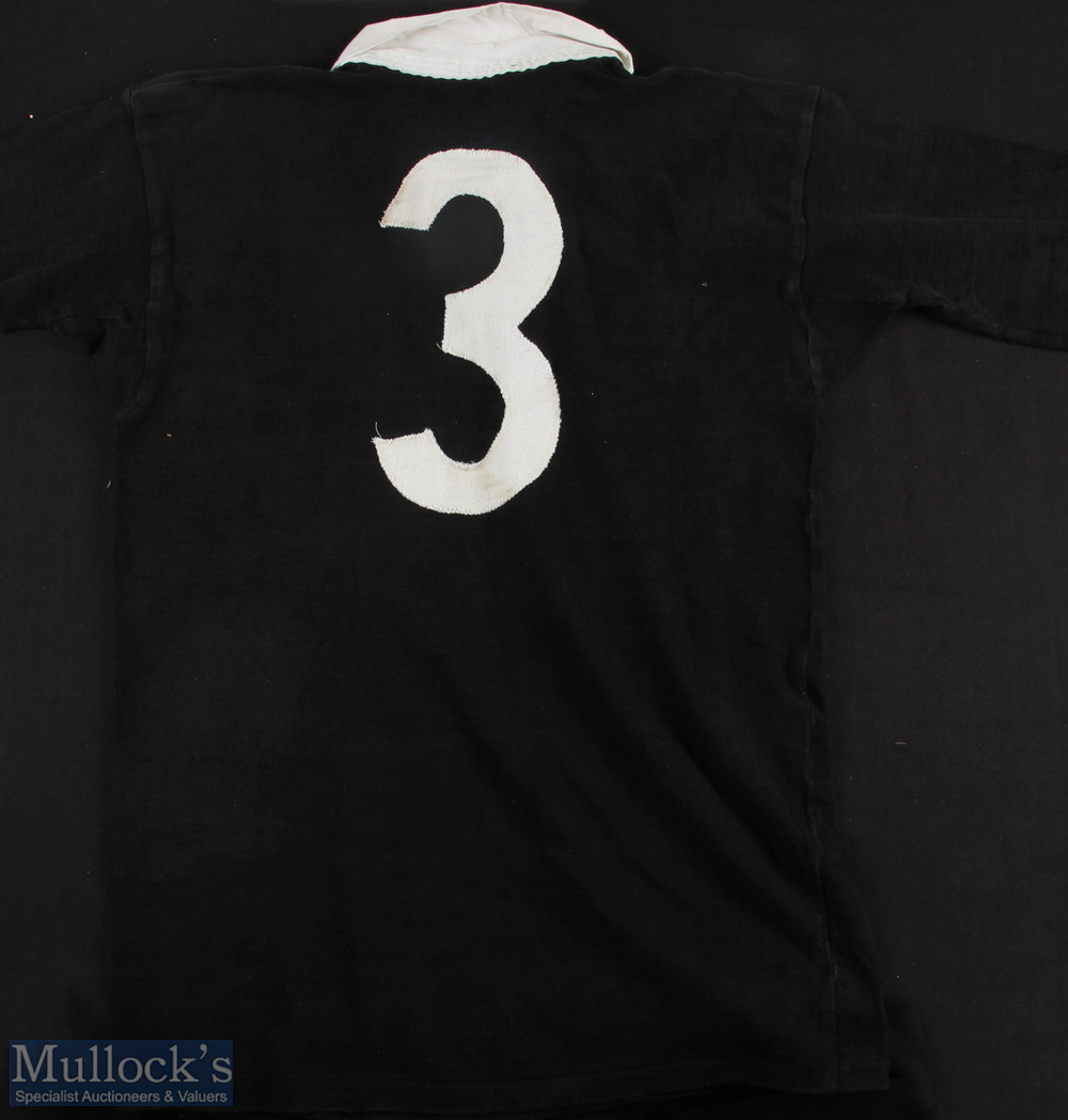 1977 New Zealand Maoris Match worn Rugby Jersey v British Lions: No.3 to reverse, donated to - Image 4 of 4