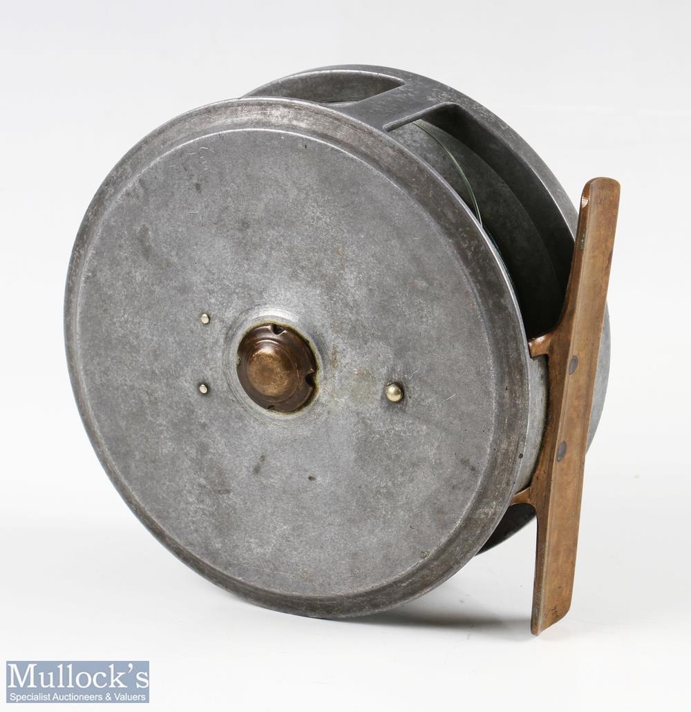 Hatton Bros & Co 4 ½” Centabrake alloy fly reel, makers markings to front, horn handle, brass - Image 2 of 2