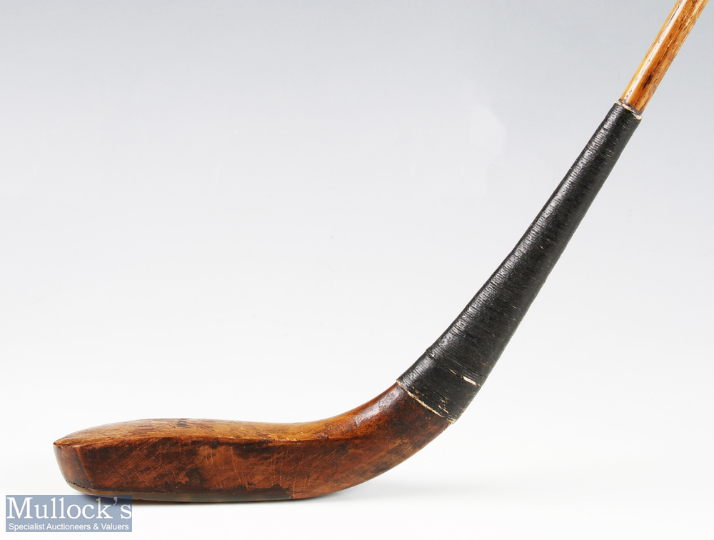 Early McEwan longnose light stained fruit wood play club c1865 - heads measures 5.75" x 1 7/8" x - Image 2 of 3