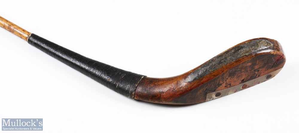 Early McEwan longnose light stained fruit wood play club c1865 - heads measures 5.75" x 1 7/8" x - Image 3 of 3