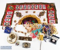 Selection of assorted costume jewellery including necklaces, brooches, beads, small quantity of