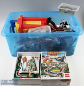 Lego Construction Toy 6.9kg of mixed Lego parts from various sets, noted parts of, Race 3000, Star