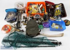 Mixed Collection of Fly Fishing and Fly-Tying Accessories to incl 4x vices, selection of thread,