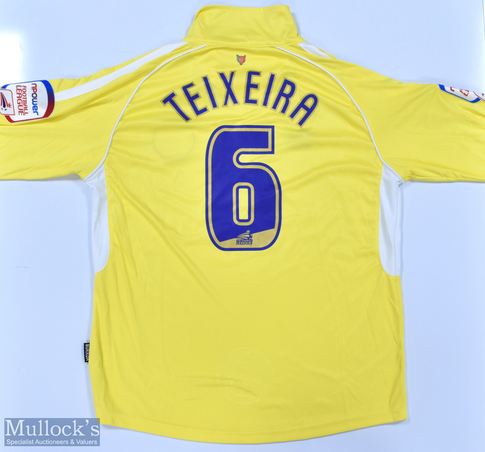 Leicester City 2010/11 Teixeira No 6 match issue away football shirt with Football League badges - Image 2 of 2