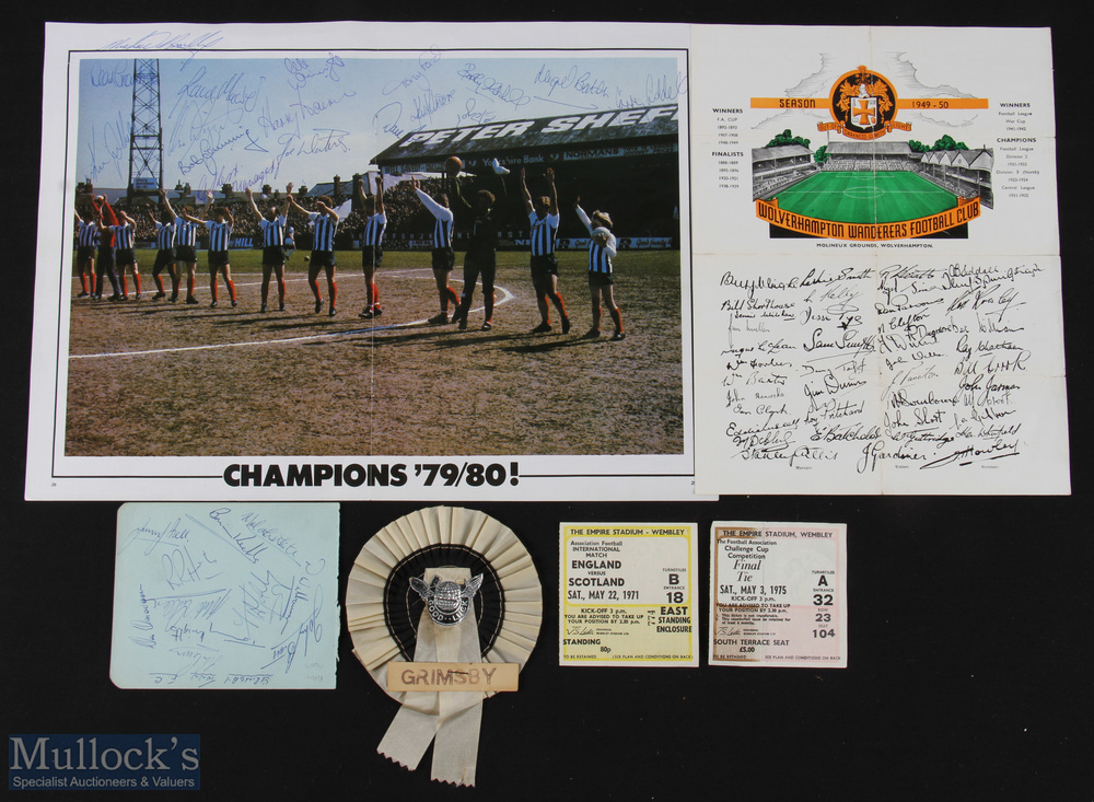1979/80 Grimsby Town colour picture of the team with signatures of the squad (17), ALSO page from