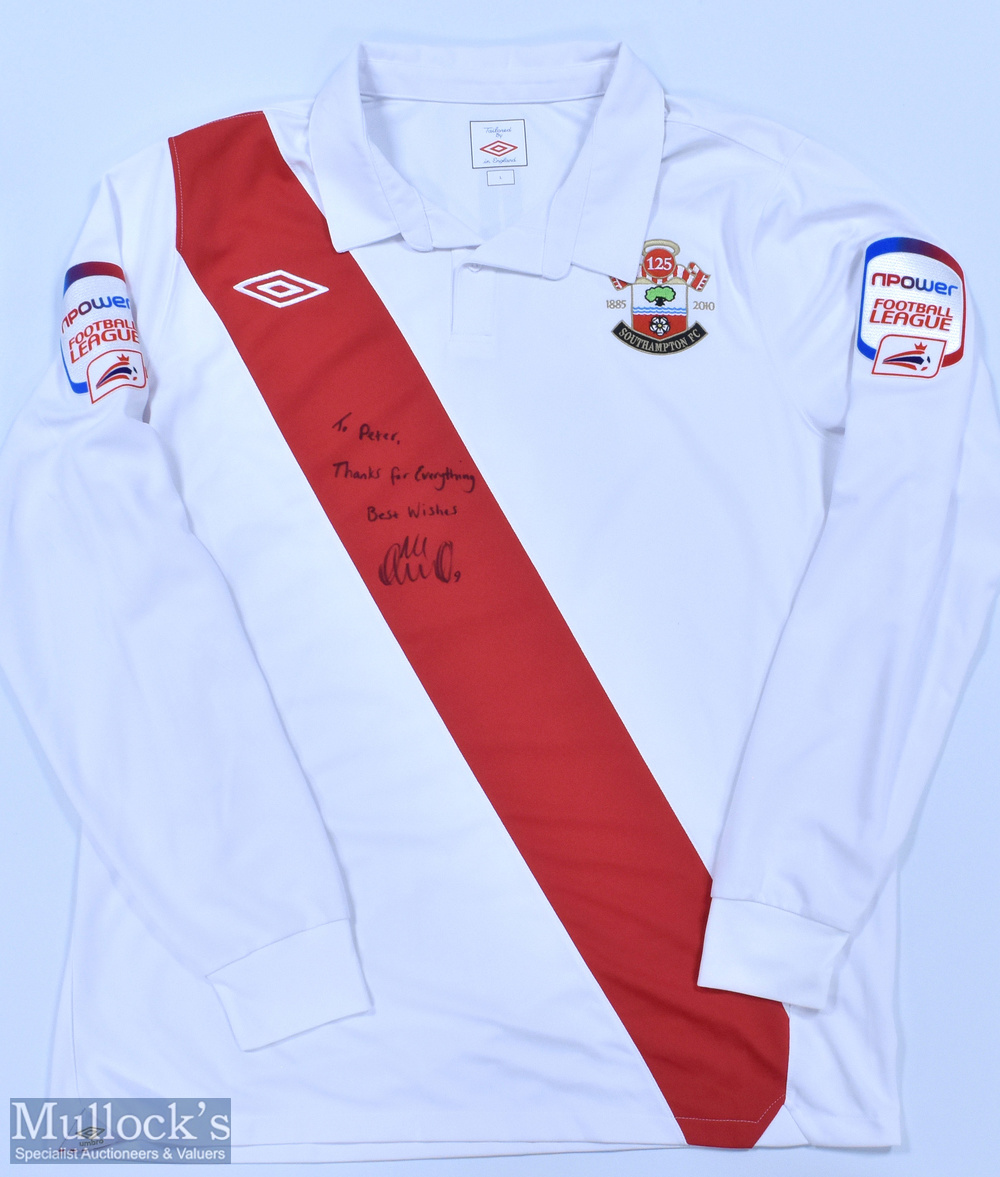 Southampton 2010/2011 (Signed) Barnard No 9 125th Anniversary match issue football shirt autographed
