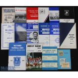 Selection of football club official handbooks to include 1970/71 Brentford, 1954/55 Charlton
