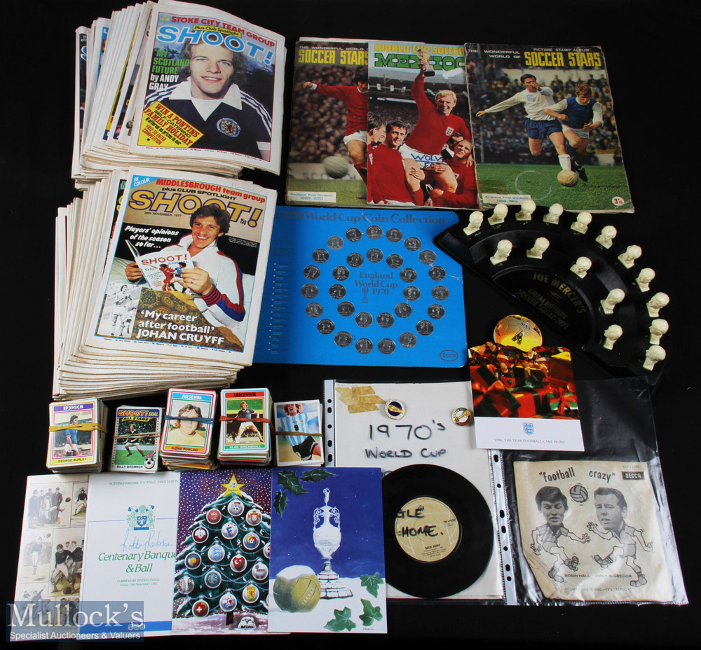Collection of football memorabilia to include 1971 Cleveland Great Britain soccer squad (Joe