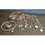 SELECTION OF SILVER JEWELLERY including a textured tapering bangle with Sheffield hallmarks for 2007