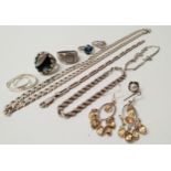 SELECTION OF SILVER JEWELLERY including a pair of citrine drop earrings, various rings including