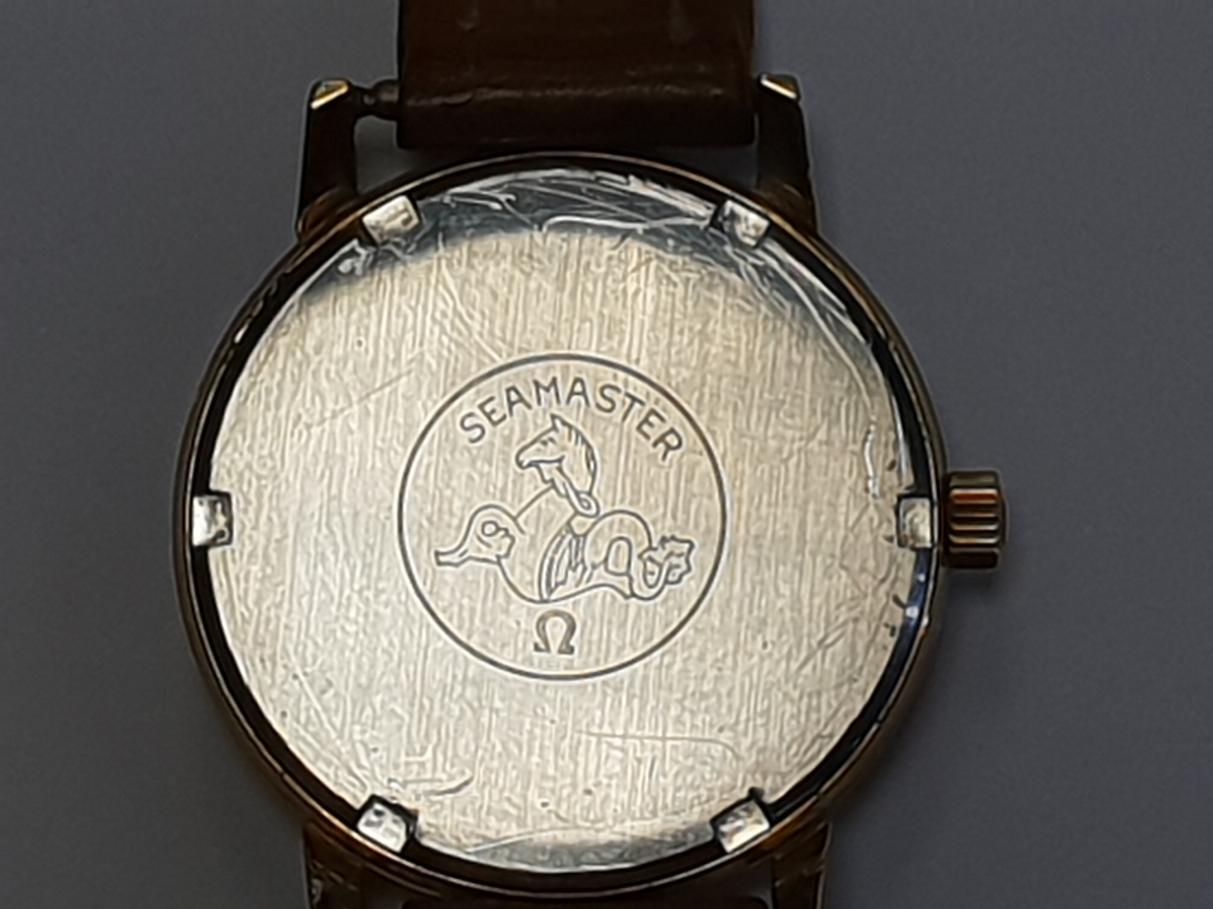 GENTLEMAN'S OMEGA WRISTWATCH 1967-8, the champagne dial with baton five minute markers and Arabic - Image 9 of 9