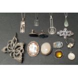 GOOD SELECTION OF SILVER AND SILVER MOUNTED JEWELLERY including an Ola Marie Gorie brooch with