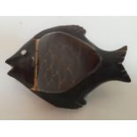 FISH SHAPED HORN SNUFF BOX with scale detail to the hinged cover, 4.8cm long