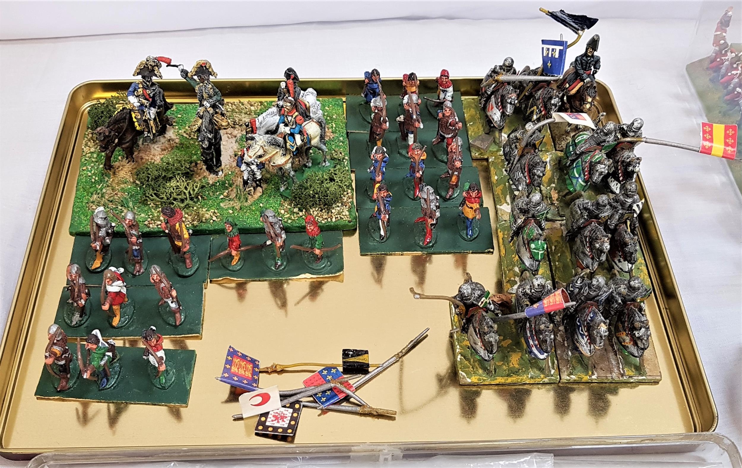 VERY LARGE SELECTION OF HAND PAINTED LEAD SOLDIERS various countries, regiments and ranks, including - Bild 7 aus 12