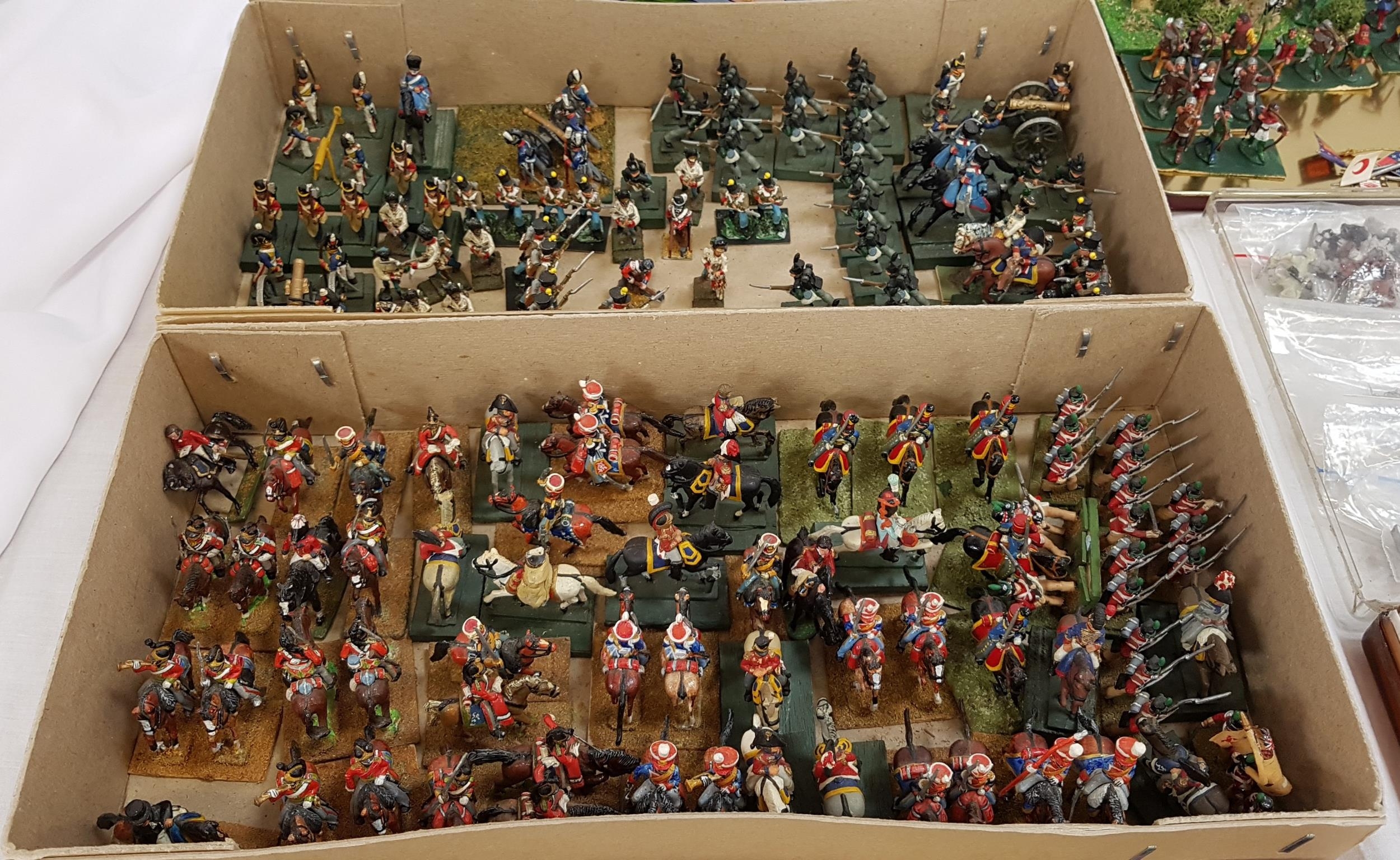 VERY LARGE SELECTION OF HAND PAINTED LEAD SOLDIERS various countries, regiments and ranks, including - Bild 3 aus 12