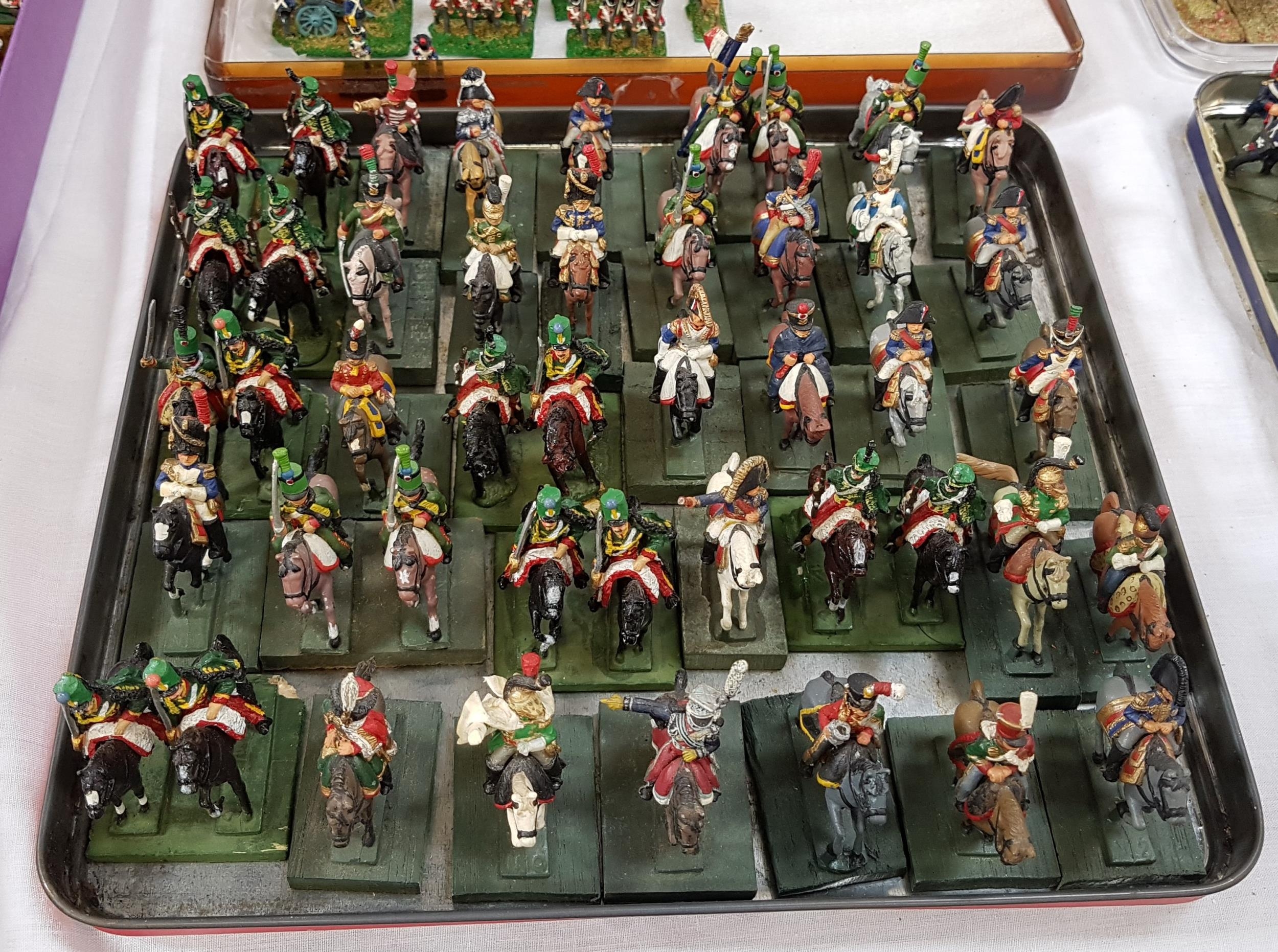 VERY LARGE SELECTION OF HAND PAINTED LEAD SOLDIERS various countries, regiments and ranks, including - Bild 4 aus 12