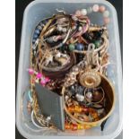 SELECTION OF COSTUME JEWELLERY including bangles, bracelets, pendants, bead necklaces, etc., 1 box