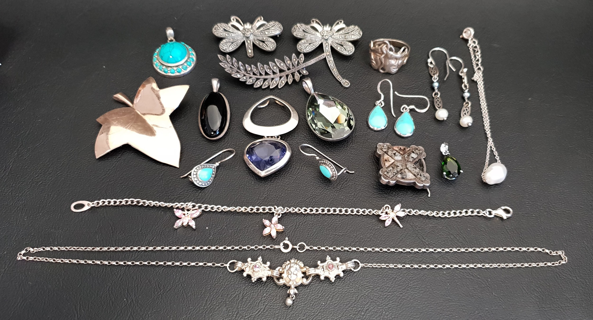 GOOD SELECTION OF SILVER JEWELLERY including a turquoise pendant and earrings, marcasite butterfly