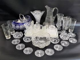 MIXED LOT OF GLASSWARE including liqueur glasses, whisky tumblers, wines, cordial glasses, Robert